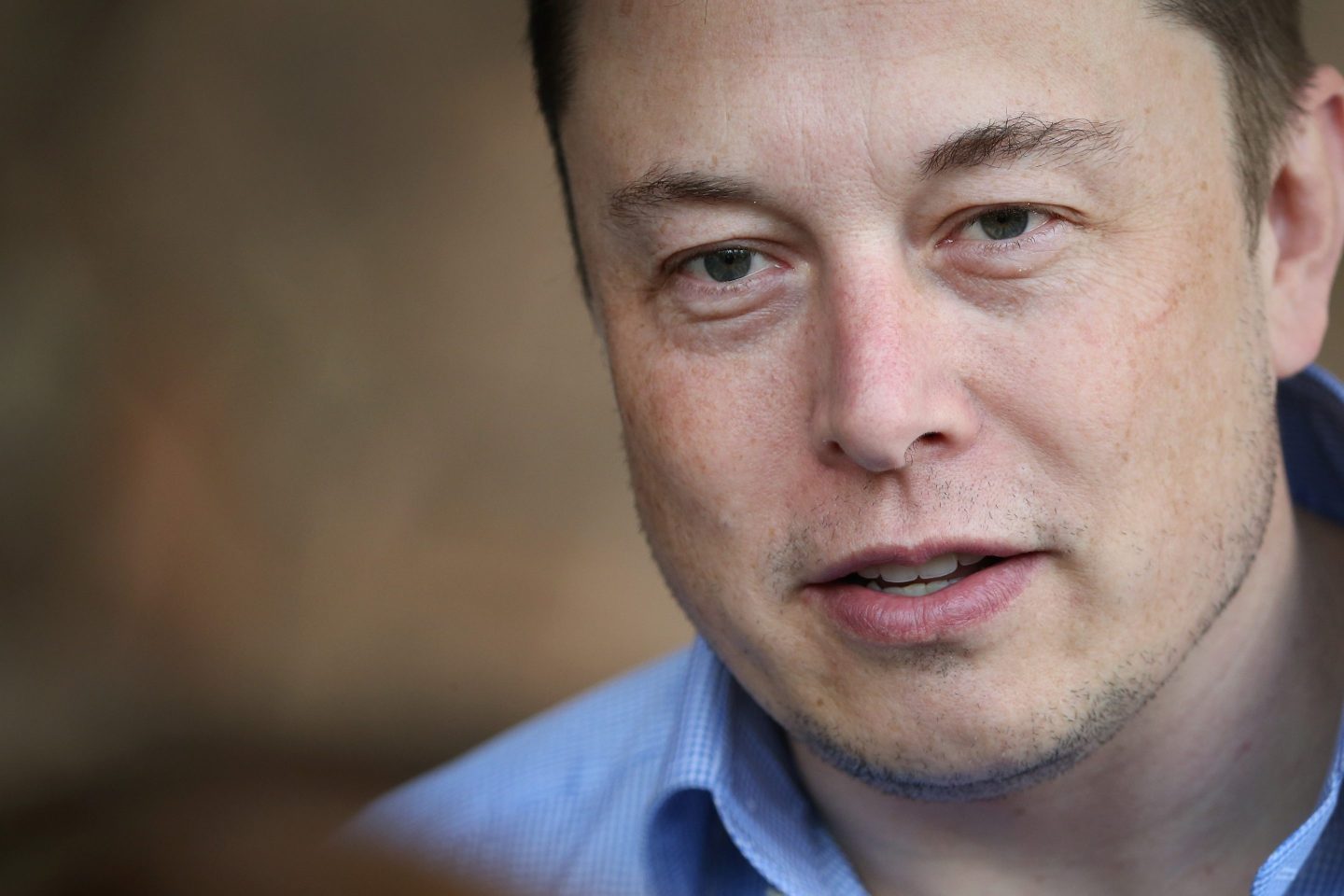 SUN VALLEY, ID &#8211; JULY 07:  Elon Musk, CEO and CTO of SpaceX, CEO and product architect of Tesla Motors, and chairman of SolarCity, attends the Allen &amp; Company Sun Valley Conference on July 7, 2015 in Sun Valley, Idaho. Many of the worlds wealthiest and most powerful business people from media, finance, and technology attend the annual week-long conference which is in its 33nd year.  (Photo by Scott Olson/Getty Images)