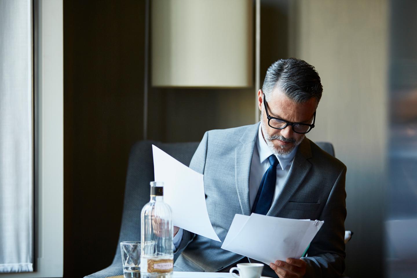 You’re right: those who get paid the most aren’t the smartest, new study finds