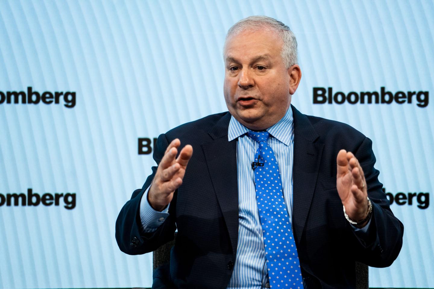 Top Wall Street strategist David Rosenberg crushes rosy economic predictions and says ‘no landing’ talk is Wall Street’s ‘biggest hoax‘ in years