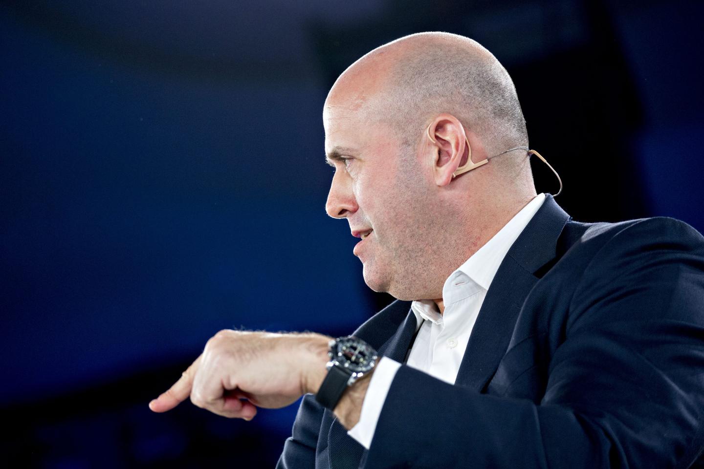 New Carlyle Group CEO Harvey Schwartz hates office politics, has a black belt in karate, and his pay package is inextricably linked to one metric