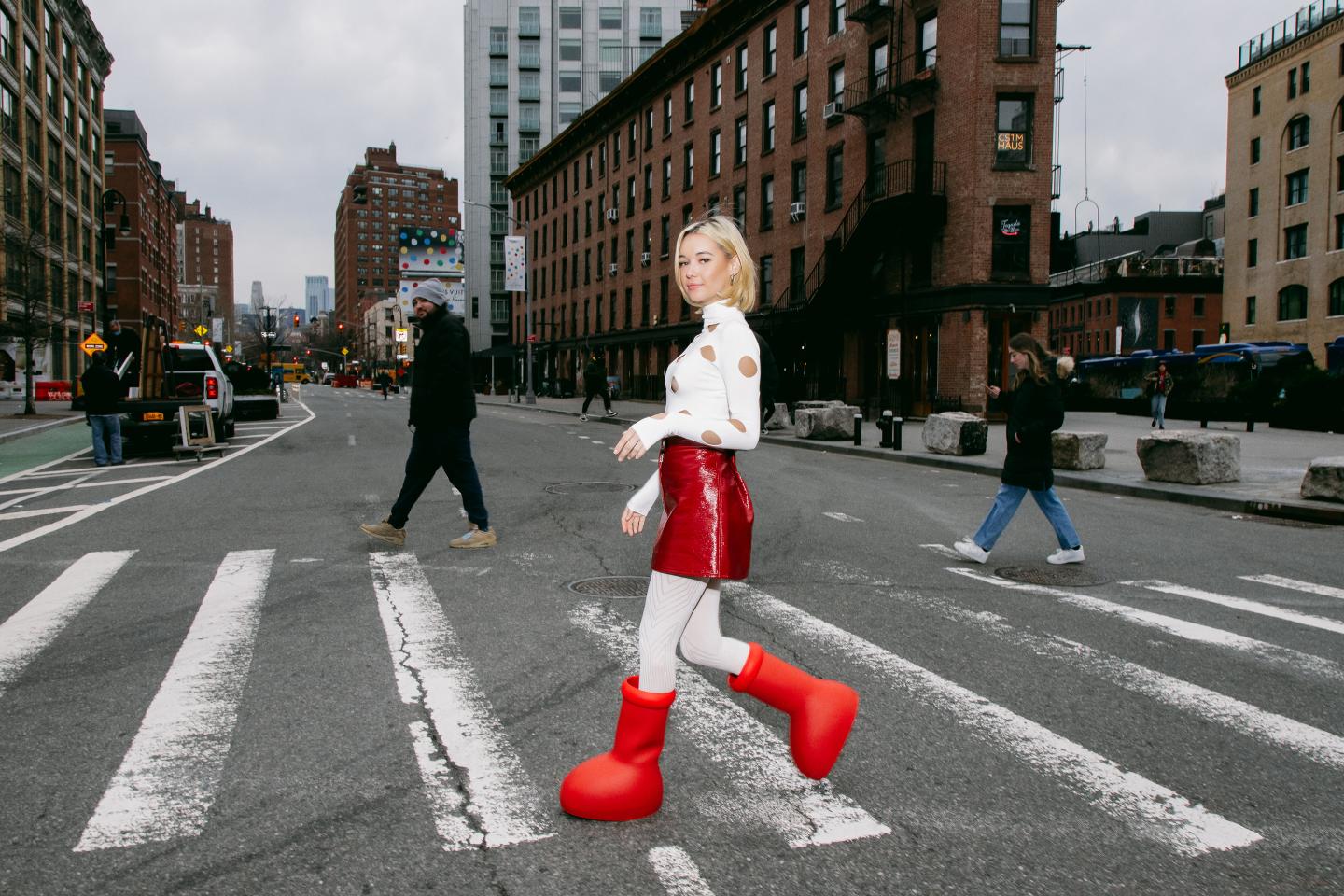 A pair of huge cartoonish boots are about to go on sale for $350 and the internet is obsessed with them