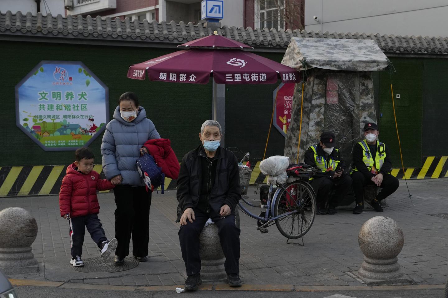U.S. is about to ease COVID-19 testing requirements for travelers coming from China