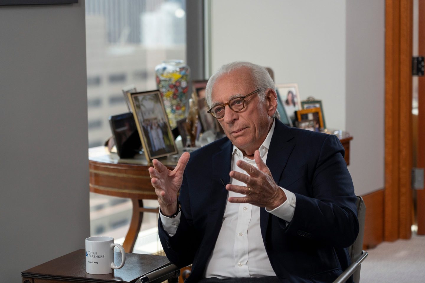 Trian Fund Management co-founder Nelson Peltz wants large depositors to pay a fee to insure their money against a bank collapse.