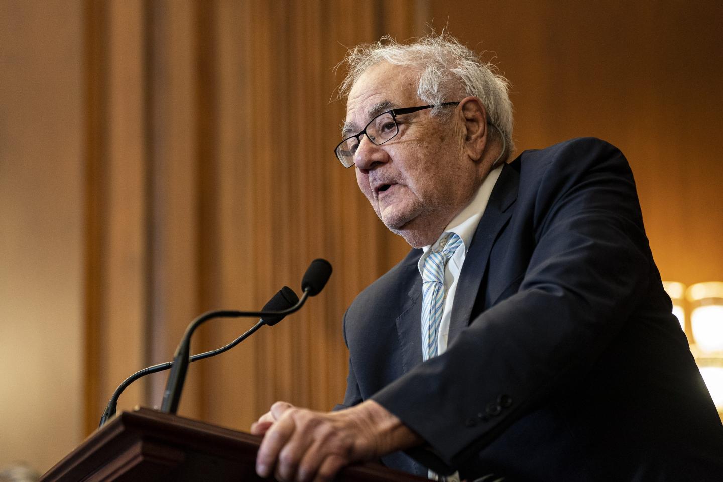 Barney Frank, Signature, and crypto’s role in the banking crisis