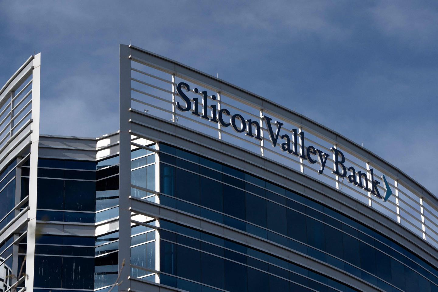How SVB, Credit Suisse, and other bank failures could affect hiring