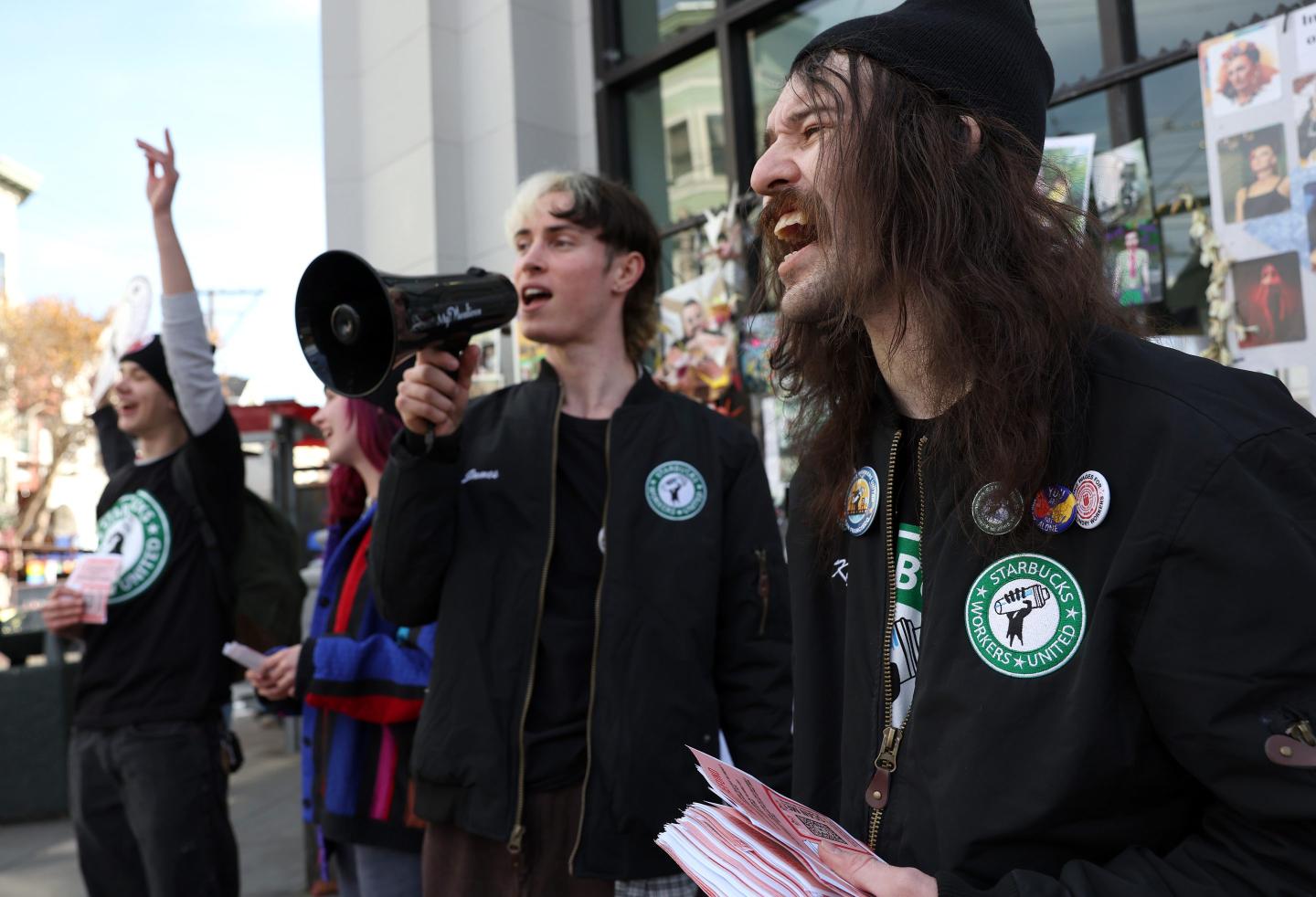 Starbucks union members protesting