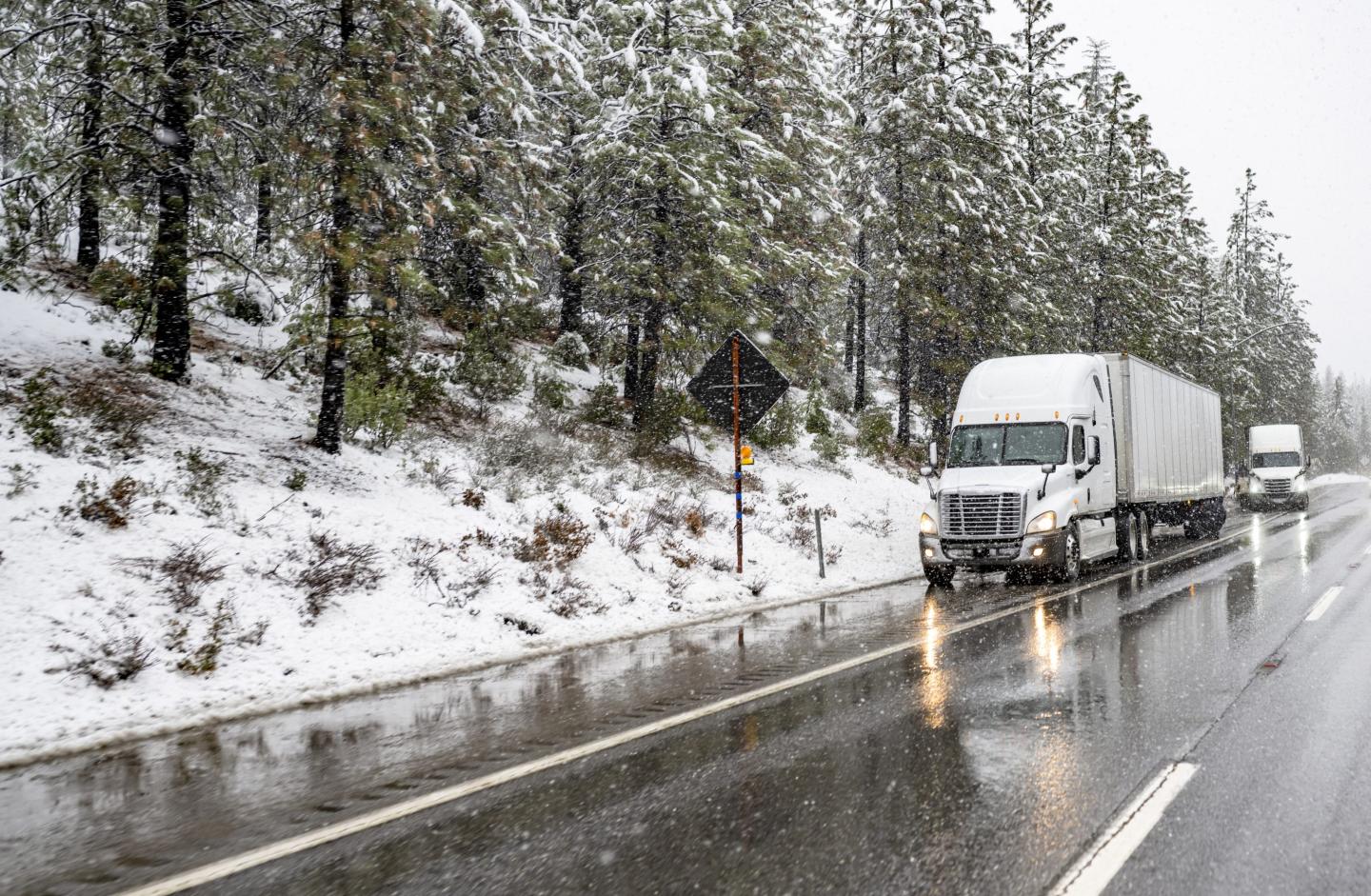 California plans to phase out a bunch of diesel-powered trucks and the EPA is all for it