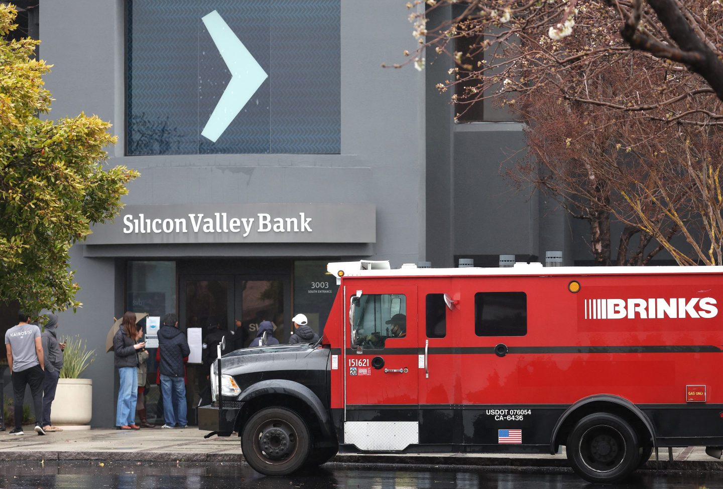The shuttered Silicon Valley Bank headquarters on Friday in Santa Clara, California.