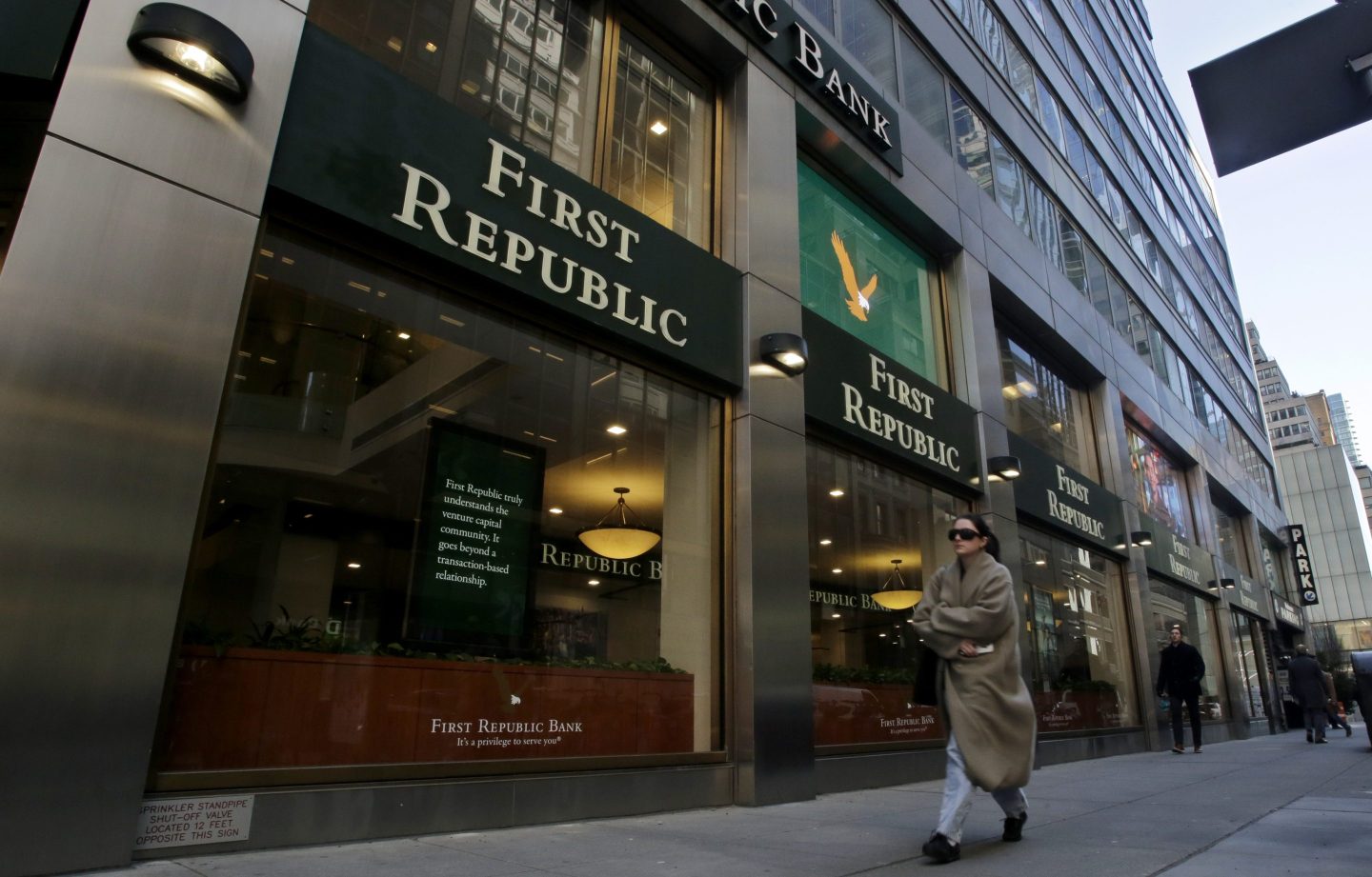 First Republic Bank is getting a rescue influx of $30 billion in deposits from big banks, including JPMorgan Chase and Bank of America, in an effort to restore confidence.