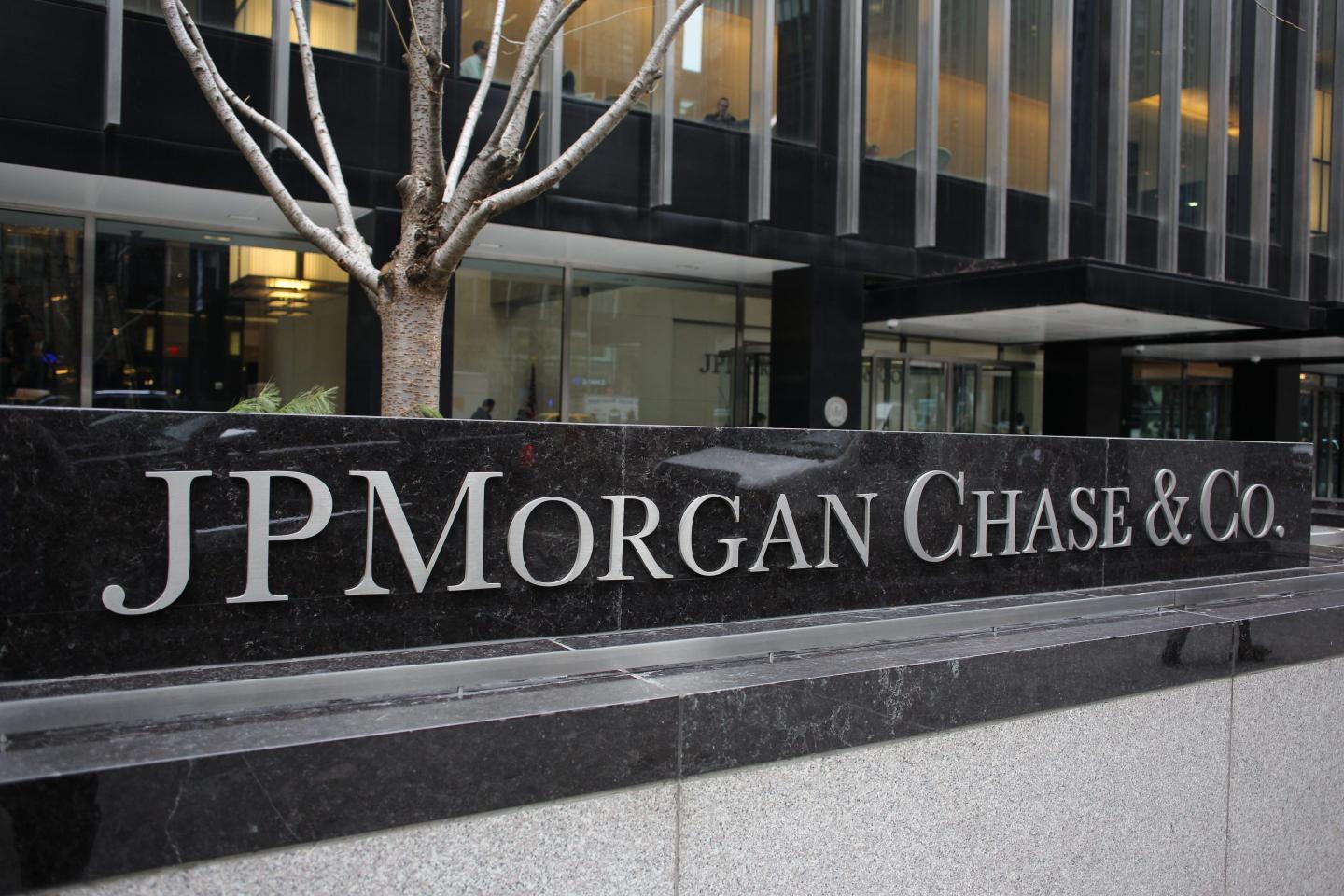 The JP Morgan Chase &amp; Co. headquarters, The JP Morgan Chase Tower in Park Avenue, Midtown, Manhattan, New York.