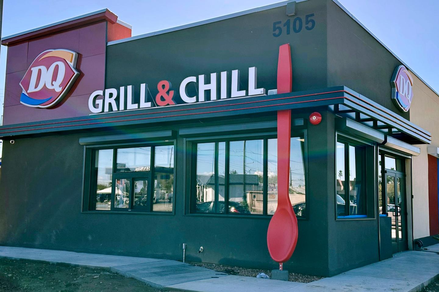 A giant red spoon stolen from a Dairy Queen in Arizona has been returned because someone found it playing Pokemon Go