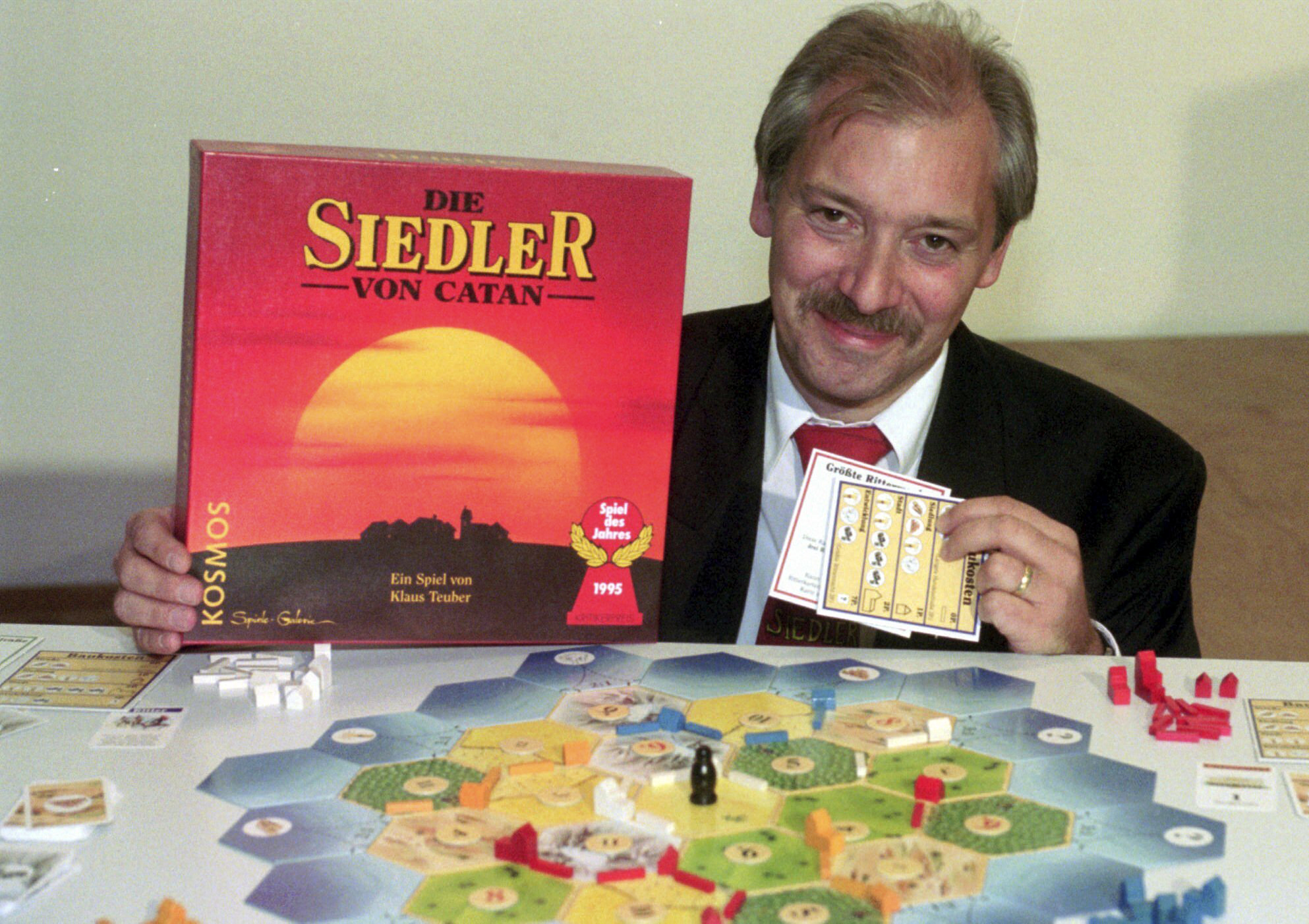 Klaus Teuber, Settlers of Catan creator, dies at 70 | Fortune
