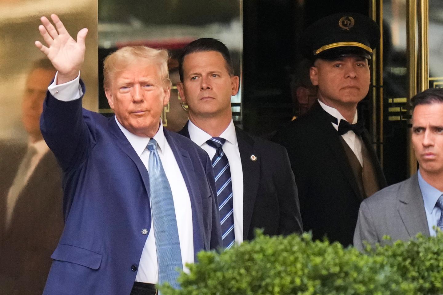 Trump answers questions for 7 hours in N.Y. fraud lawsuit over his company’s business practices