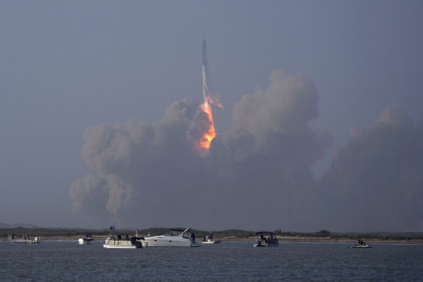 SpaceX's Starship launches from Starbase in Boca Chica, Texas, Thursday, April 20, 2023.