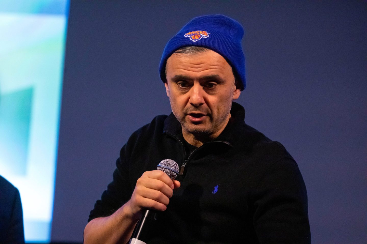 Gary Vaynerchuk puts the office jerk on the chopping block.