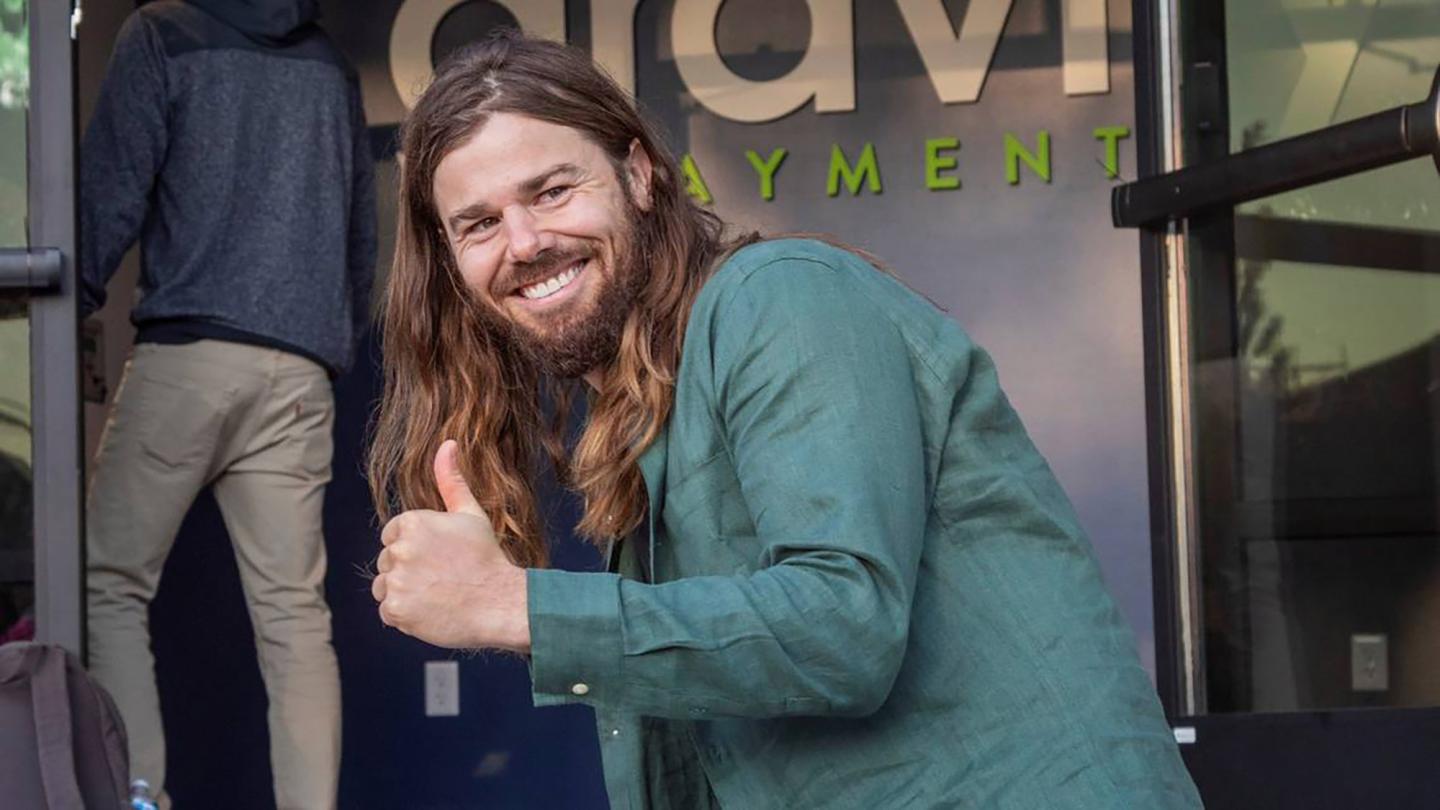 Assault charges are dropped against CEO who gained fame for raising his employees’ salaries while slashing his own by over 90%