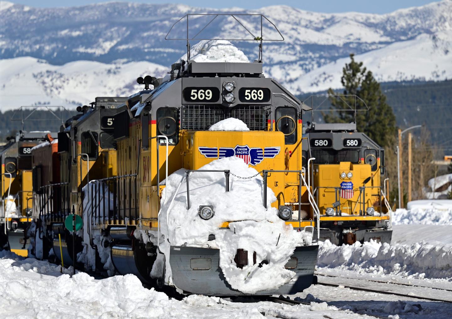 Union Pacific spies on workers who take medical leave and then fires those who leaves the house, lawsuit says