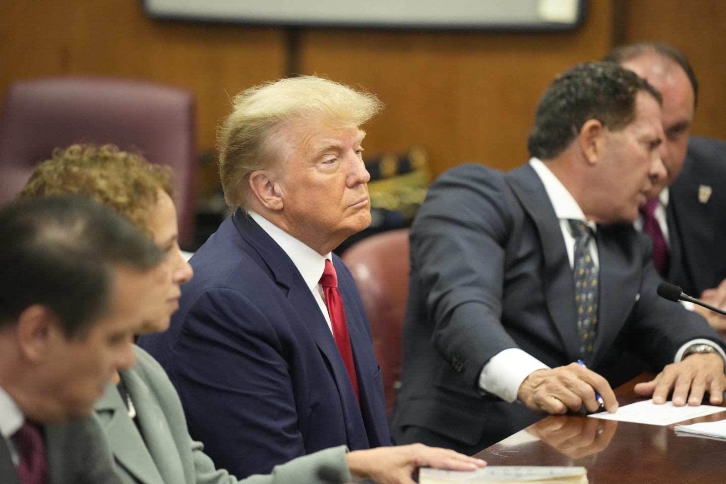 Donald Trump’s mug shot goes viral online—even though he didn’t take one