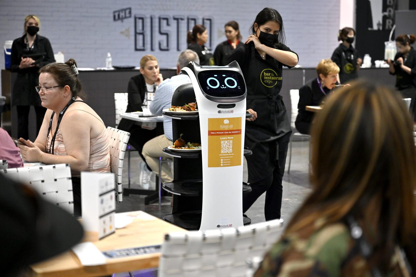 Restaurants say they can’t hire enough servers due to the labor shortage. Some are turning to robots