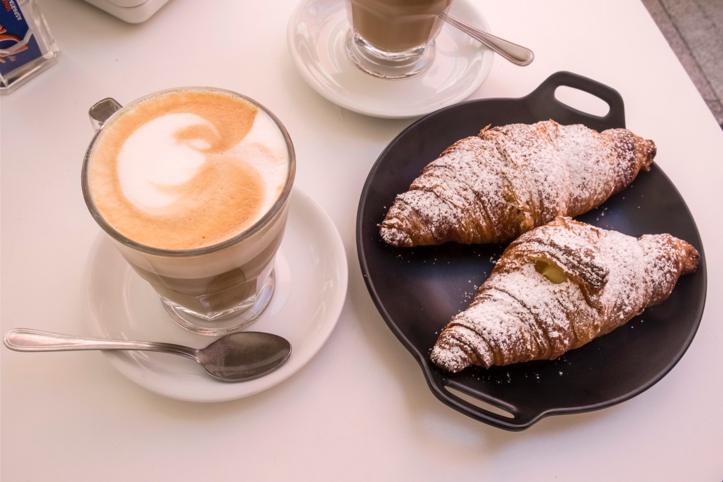 European diners are not expected to leave tips as waiters are usually guaranteed an hourly wage and other protections.