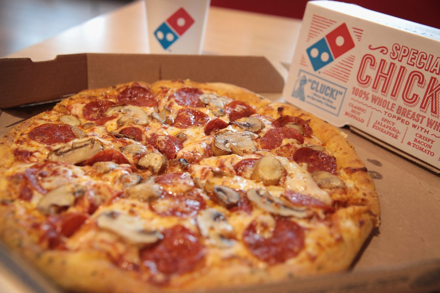 Customers can now order Domino's pizza via Apple CarPlay.