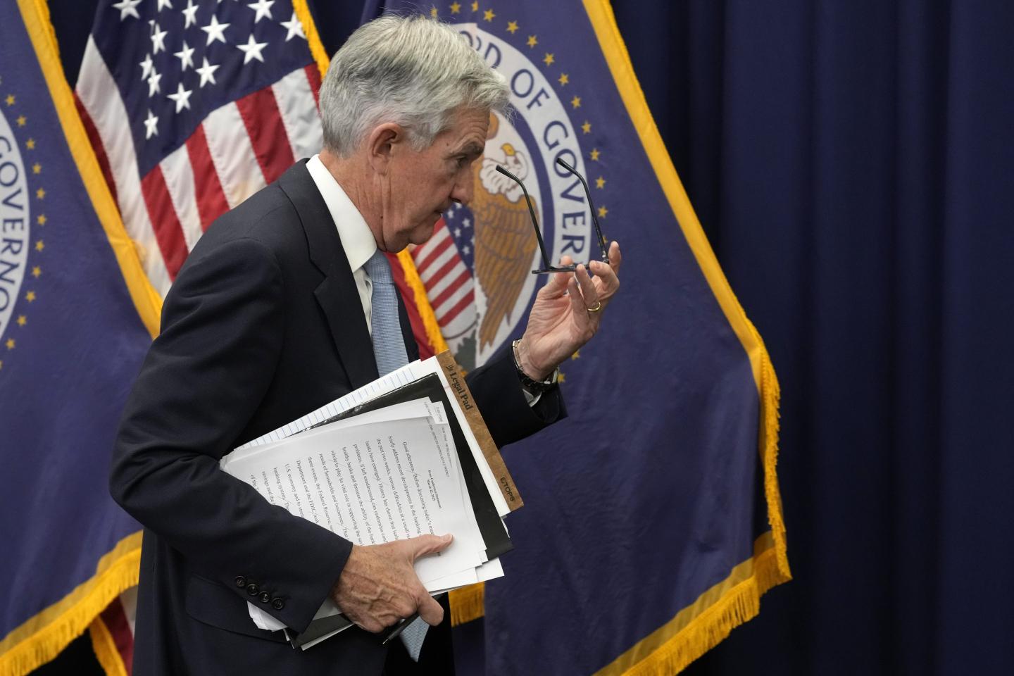 Fed faces bank collapse and debt ceiling fears as it prepares to raise interest rates for the 10th time