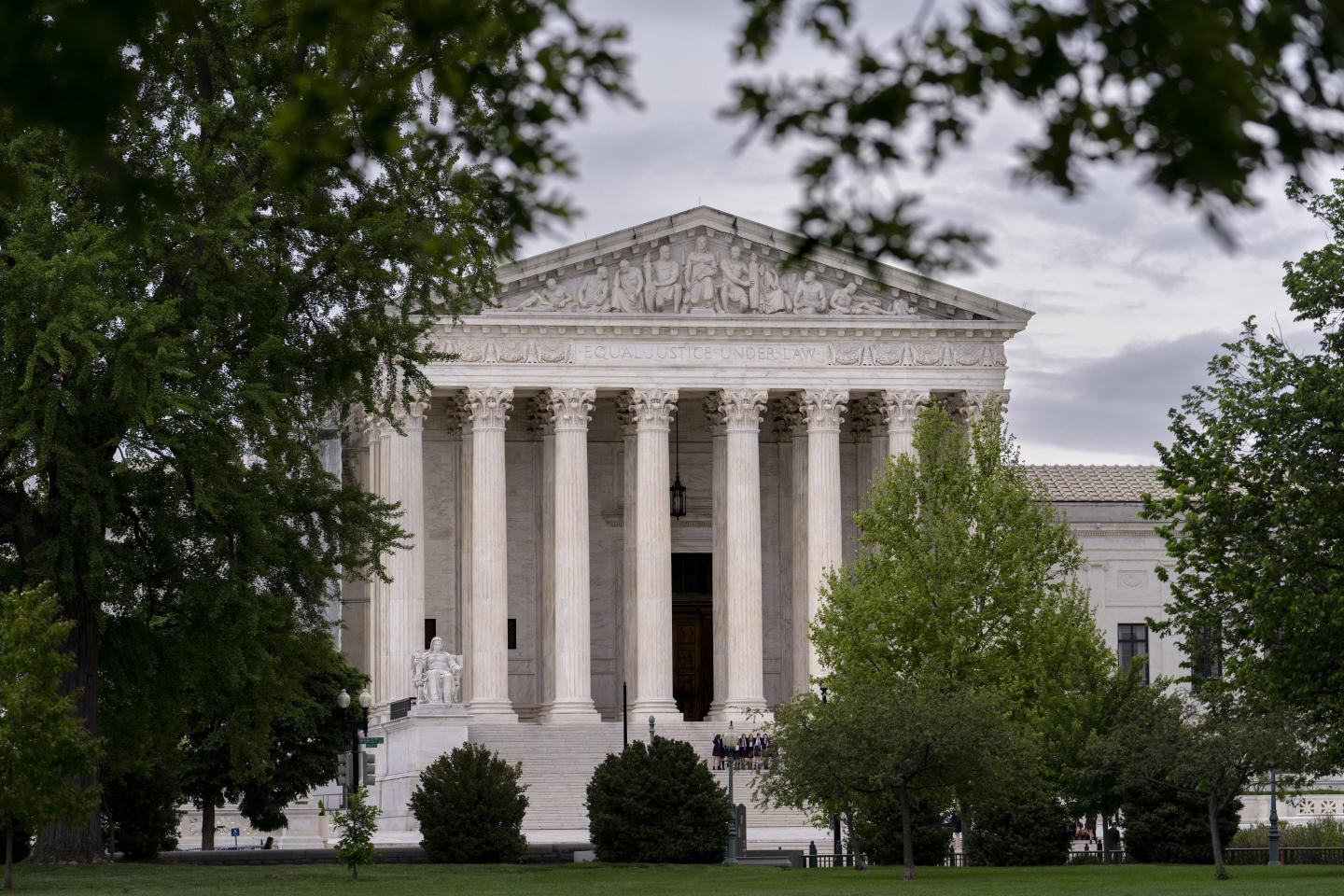 Good news for pigs: The Supreme Court just rejected a challenge to California’s animal cruelty law mandating more space for hogs