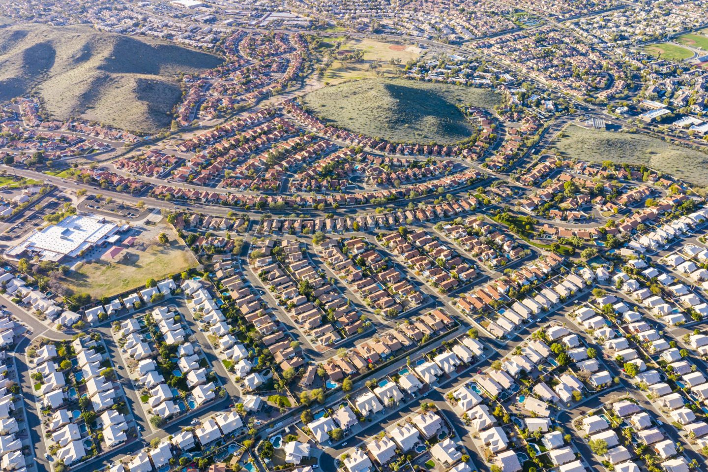 Fewer Wall Street firms are buying homes right now.