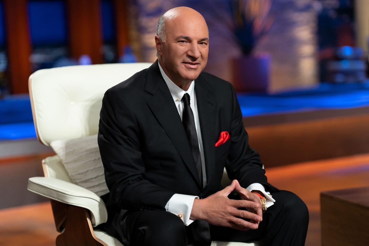"Shark Tank" star Kevin O'Leary says regional banks "run by idiots" should be allowed to fail.