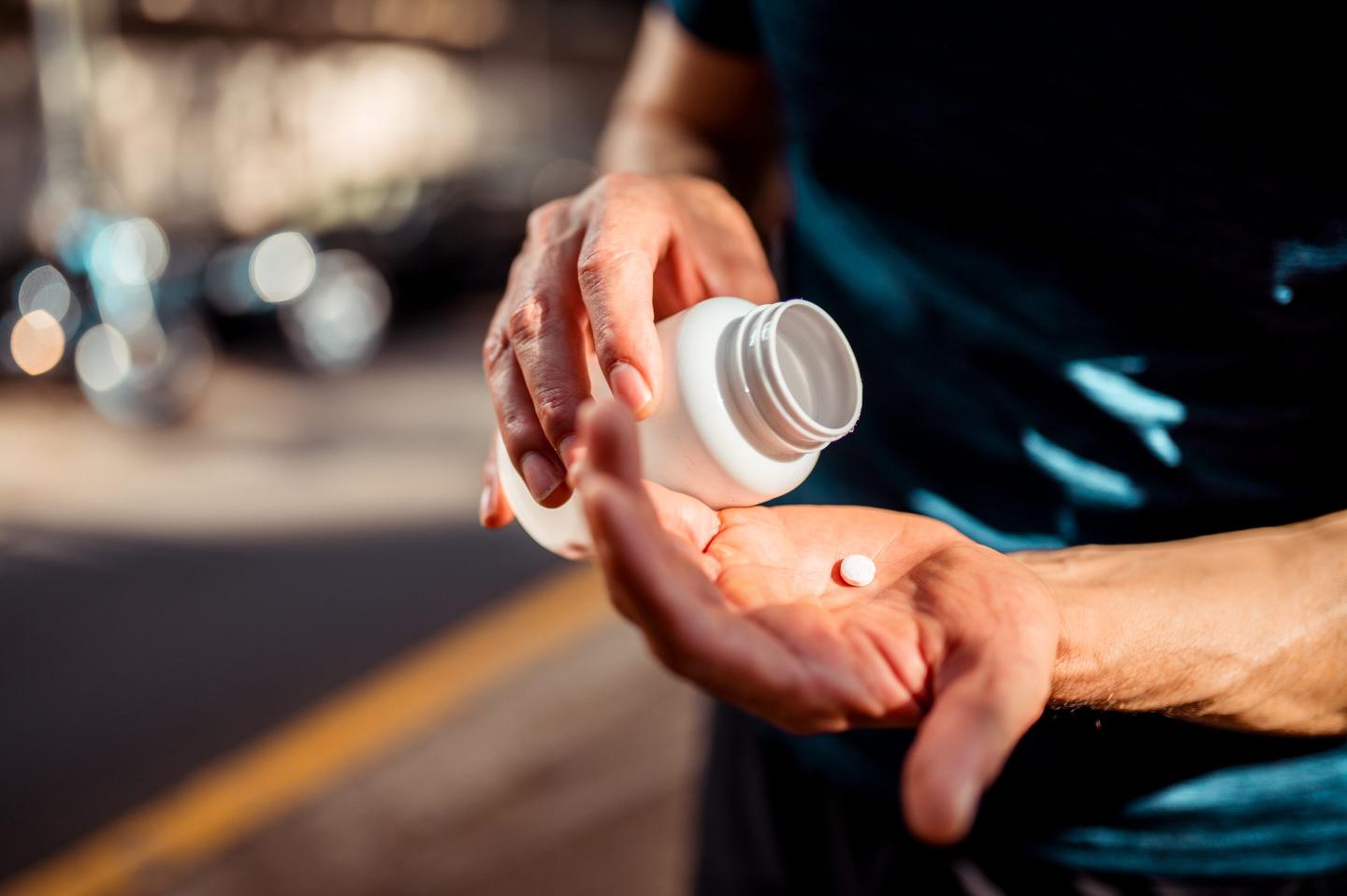 Taking a daily multivitamin may be the key to a sharper memory. Here’s what to look for in a supplement