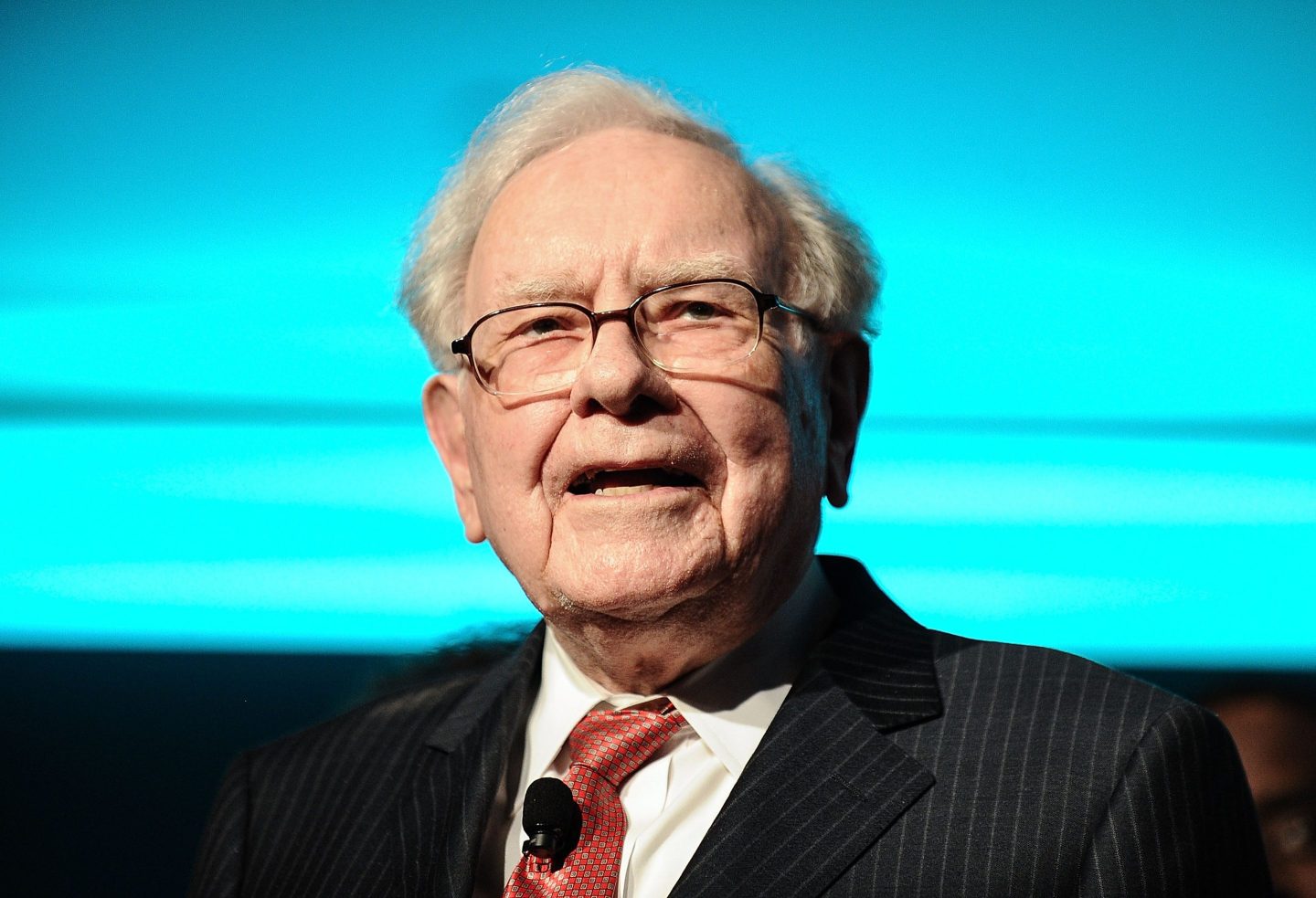 Berkshire Hathaway CEO Warren Buffett has a gameplan for how to spread out investments in East Asia