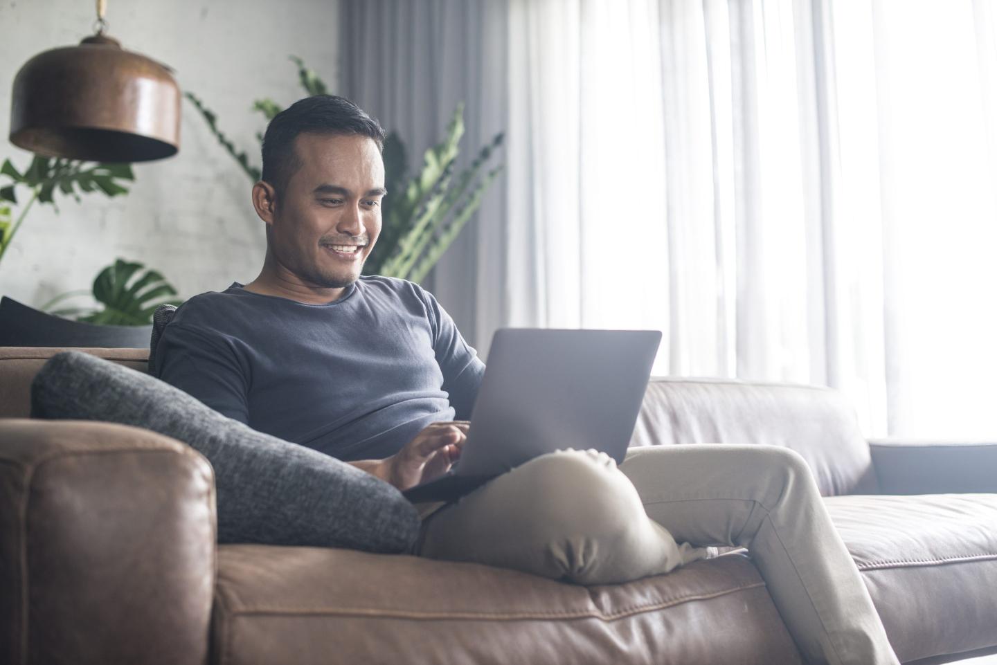 5 simple strategies can help you be happier at work