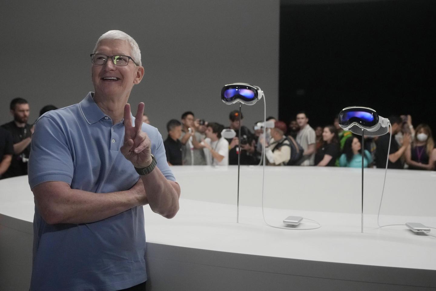 Tim Cook