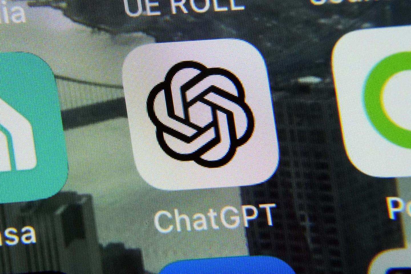 Lawyers tell angry New York judge that A.I. tricked them into citing fake cases in court filing: ‘I did not comprehend that ChatGPT could fabricate cases’