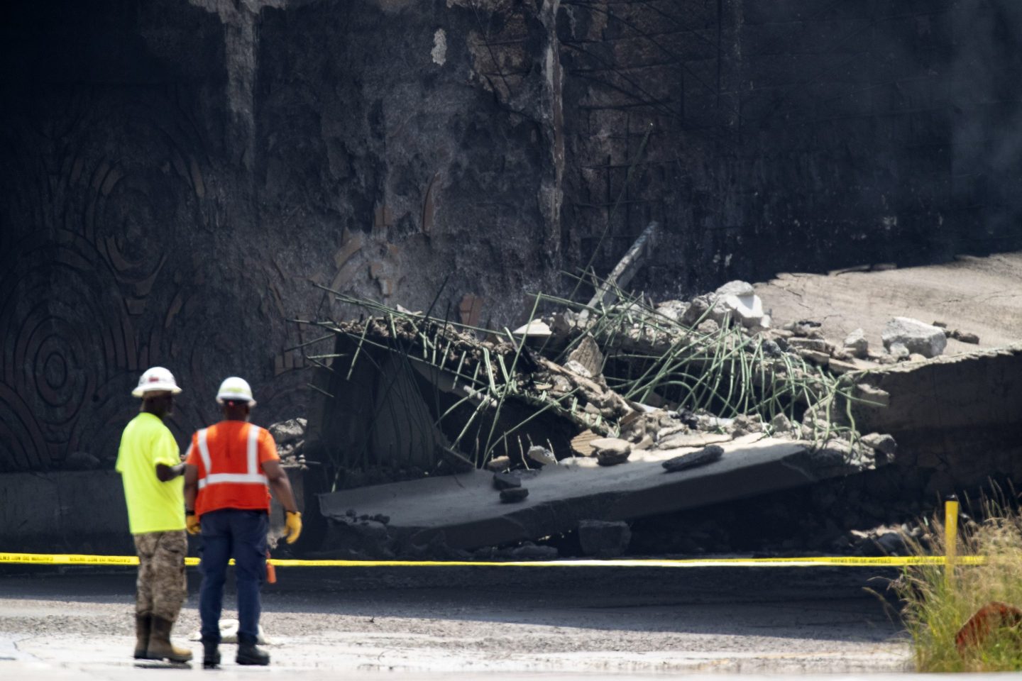 Collapsed I-95
