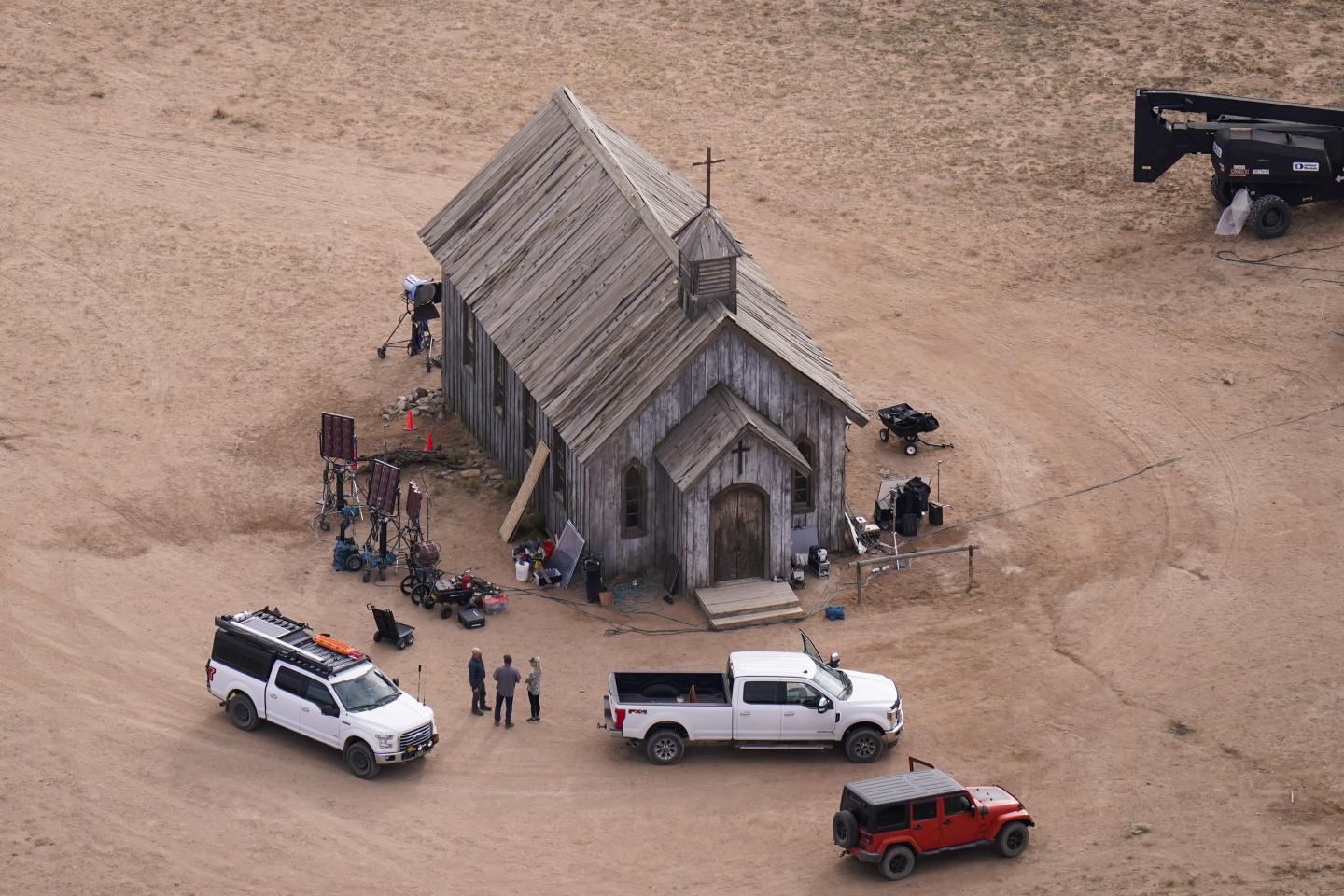 Prosecutors in Alec Baldwin case say ‘Rust’ movie weapons expert was hungover on set