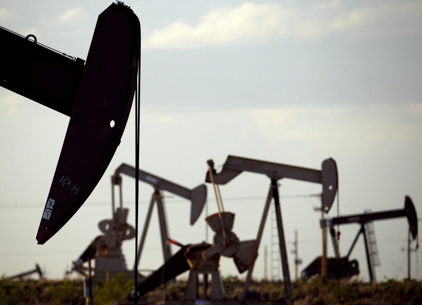 New Mexico fines oil company $40 million for burning off massive amounts of natural gas