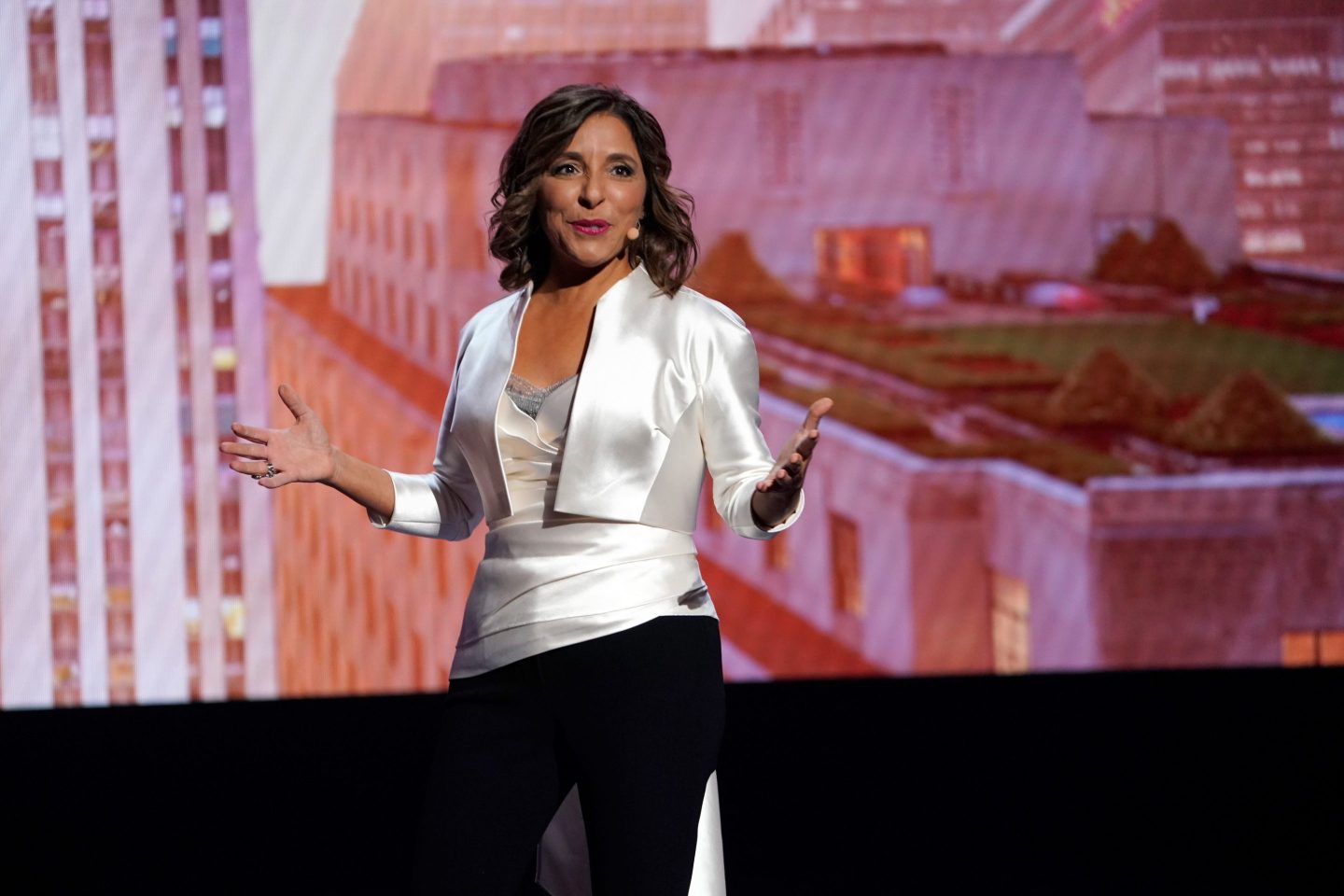 Linda Yaccarino on stage