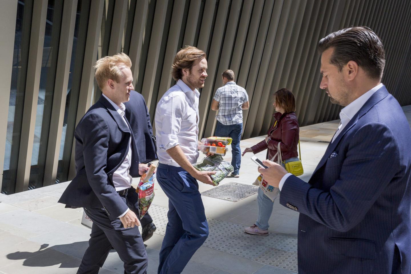 In returning to the office, one gender is rushing back faster than the other