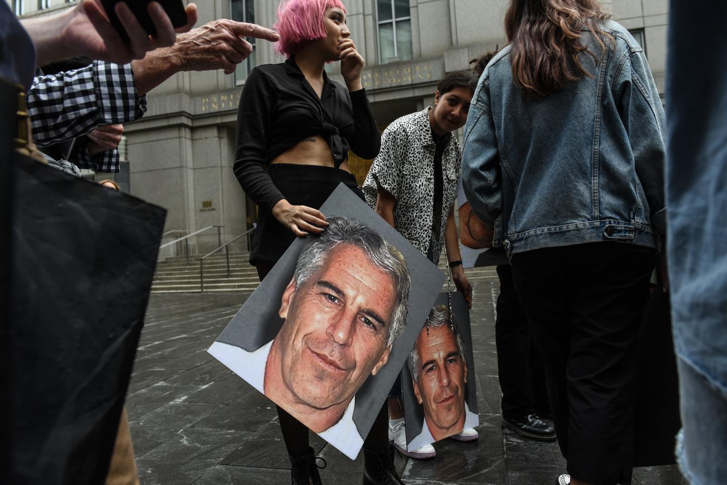 Sex trafficker Jeffrey Epstein had close ties to U.S. Virgin Islands First Family including paying college tuition for their children