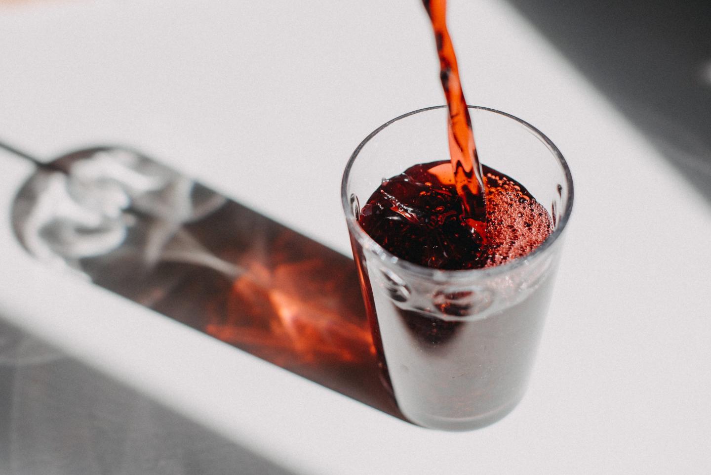 Aspartame may be a ‘possible carcinogen.’ Here are 8 common drinks and foods containing the sweetener