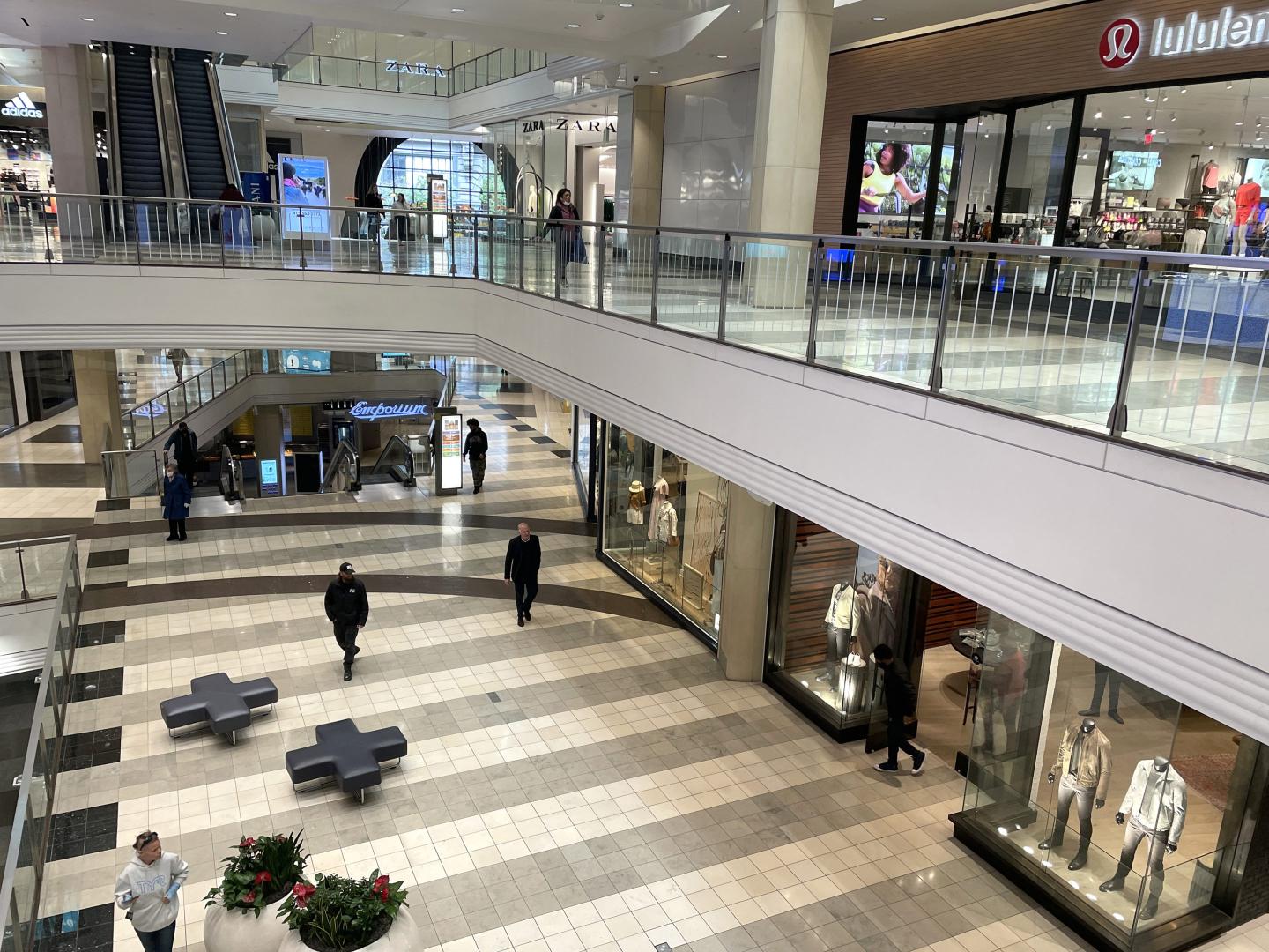 San Francisco’s commercial real estate apocalypse worsens after the owner of the city’s marquee downtown mall defaults