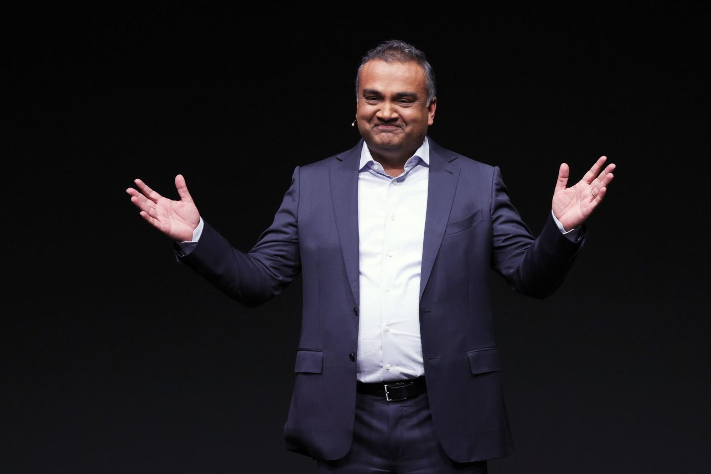 YouTube is making two big moves to woo creators with cash, raising the stakes in the video platform wars