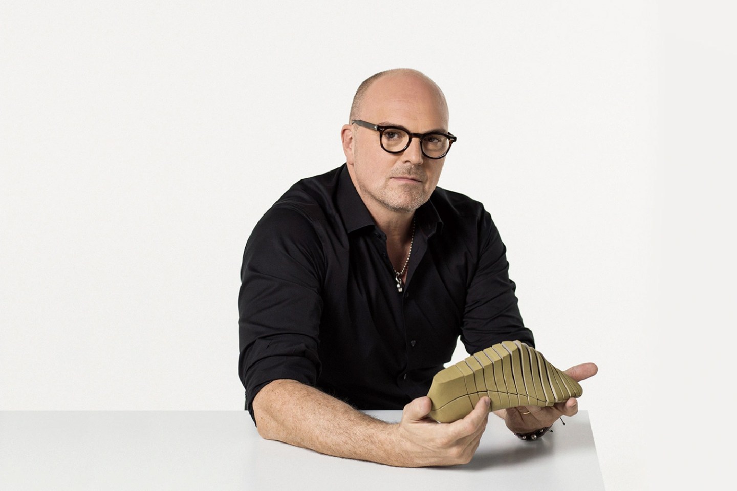Nike’s chief design officer tells new college grads his superpower is ‘wonder’ and dyslexia is a ‘gift to see the world differently’