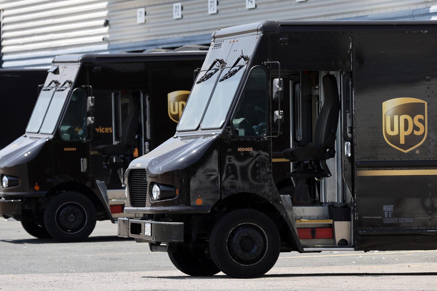 UPS