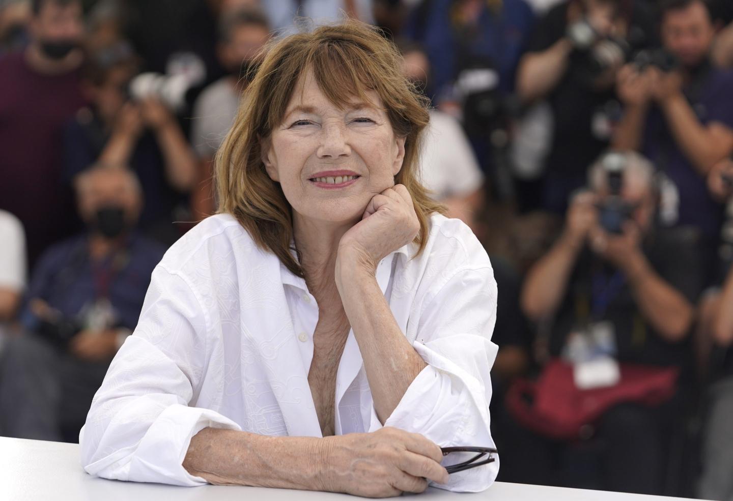 Jane Birkin, a style icon and ‘complete artist,’ dies at 76