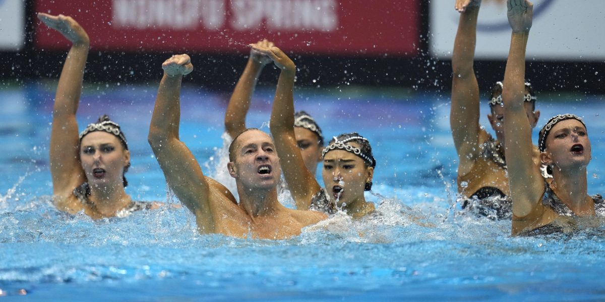 Male synchronized swimming becomes Olympic sport | Fortune