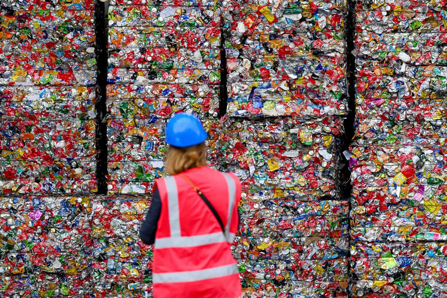 The family that made $7.6 million from recycling cans and bottles was just charged with fraud