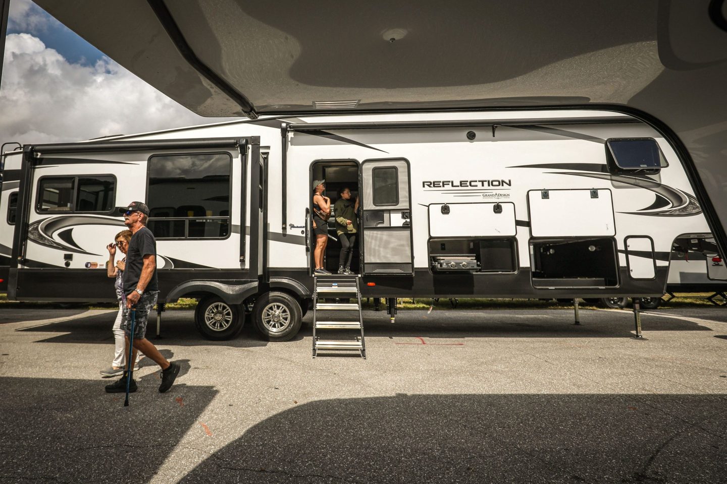 2023 RV sales could be the lowest in eight years.