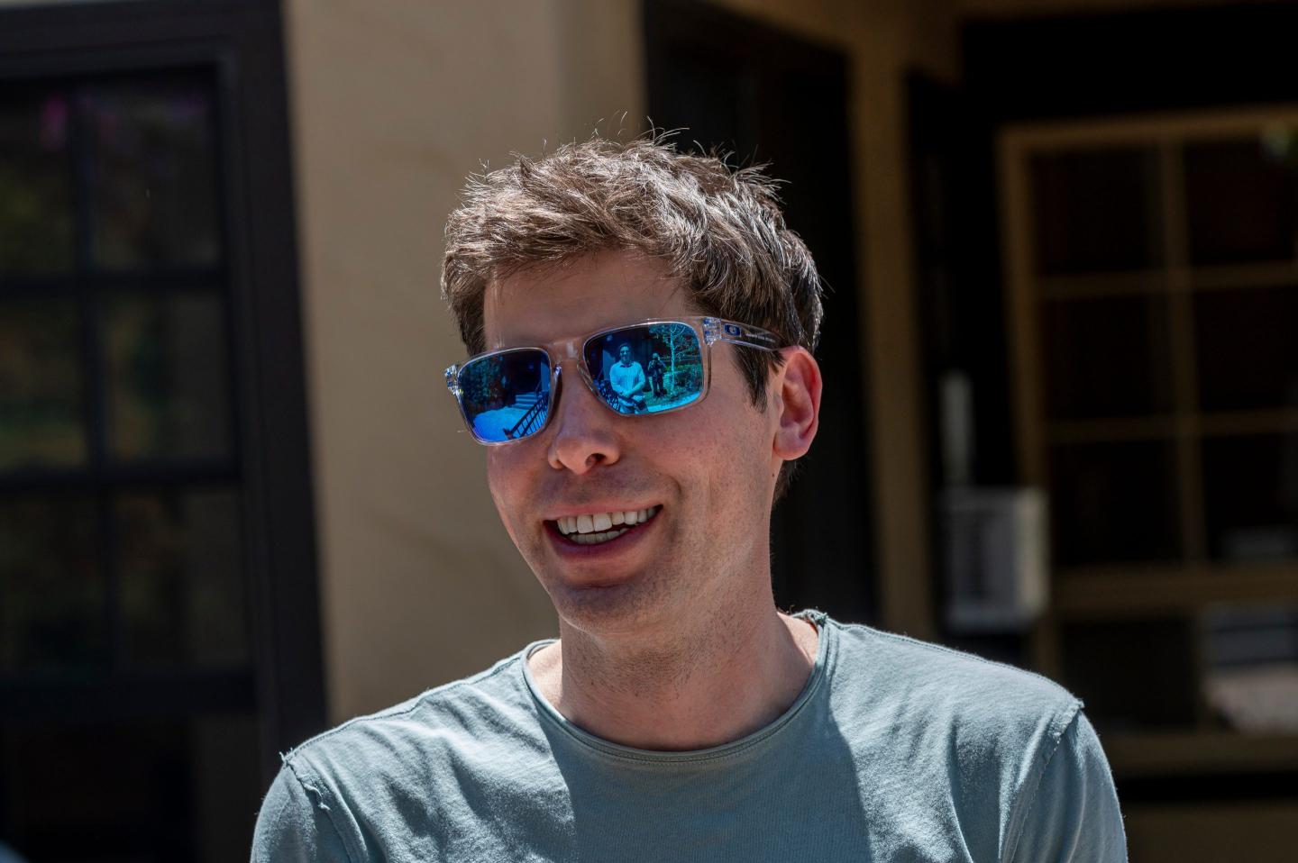 OpenAI’s Sam Altman links 2 hot tech trends with his new Worldcoin: artificial intelligence and crypto. But there’s a lot more to the story